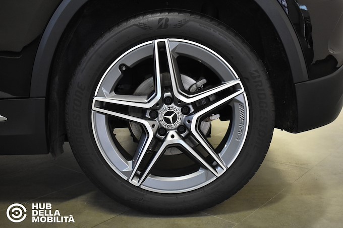 MERCEDES-BENZ GLA 200 d Automatic Premium